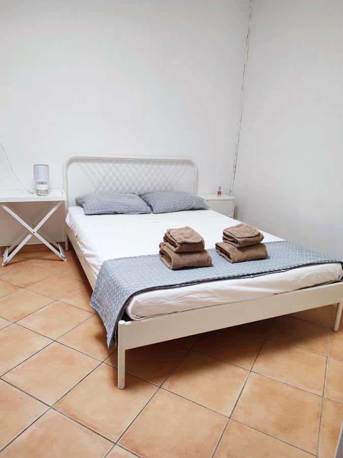 La Maison De Lavagne Villa Argelliers Esterno foto